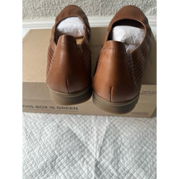 Clarks Women Brown Leather Jenette Ease Ballet Flat, Size 11 - Picture 7 of 8